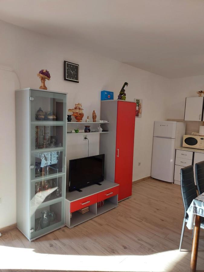 Apartment Valeria Лопар Экстерьер фото