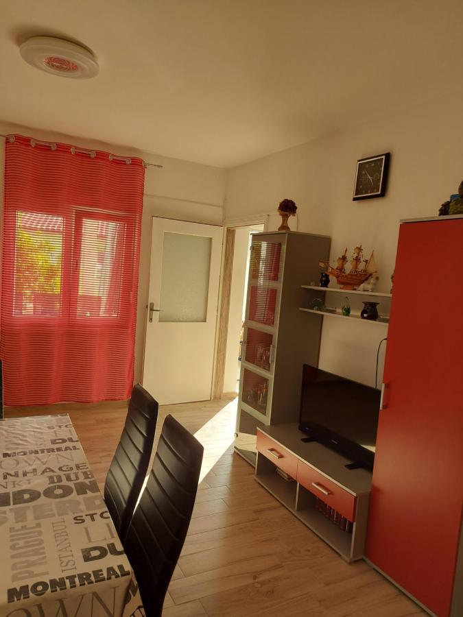 Apartment Valeria Лопар Экстерьер фото