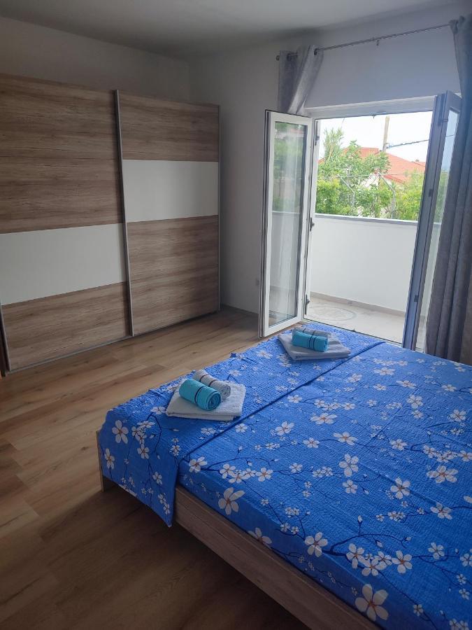 Apartment Valeria Лопар Экстерьер фото