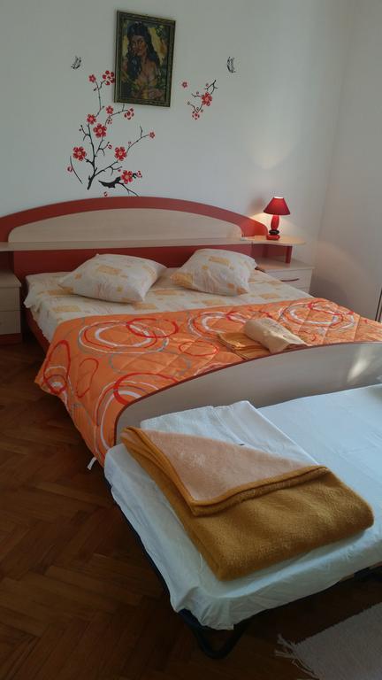 Apartment Valeria Лопар Экстерьер фото